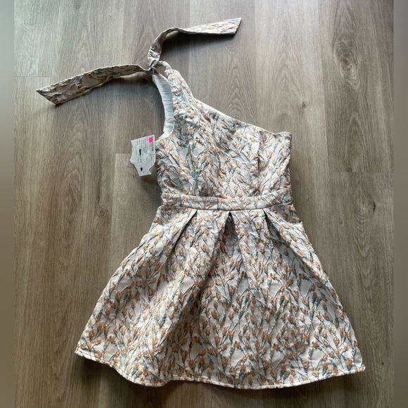 song of style leia one shoulder jacquard tulip floral mini holiday dress size xs - Picture 3 of 4